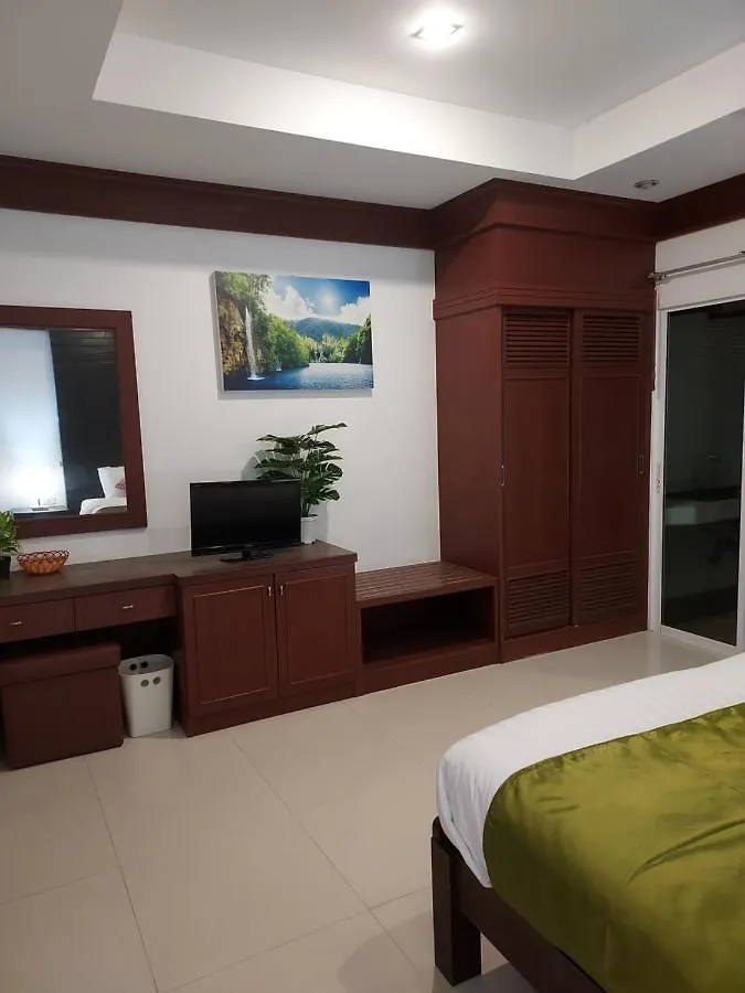 Inn Aromdee At Naithon Beach